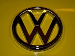 Kofferraumhaube Emblem "VW"