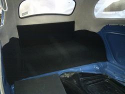 Teppich Satz für Einbau hinter Rücksitz schwarz 3-teilig