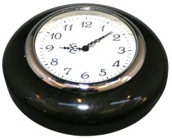 Hupenknopf mit Uhr